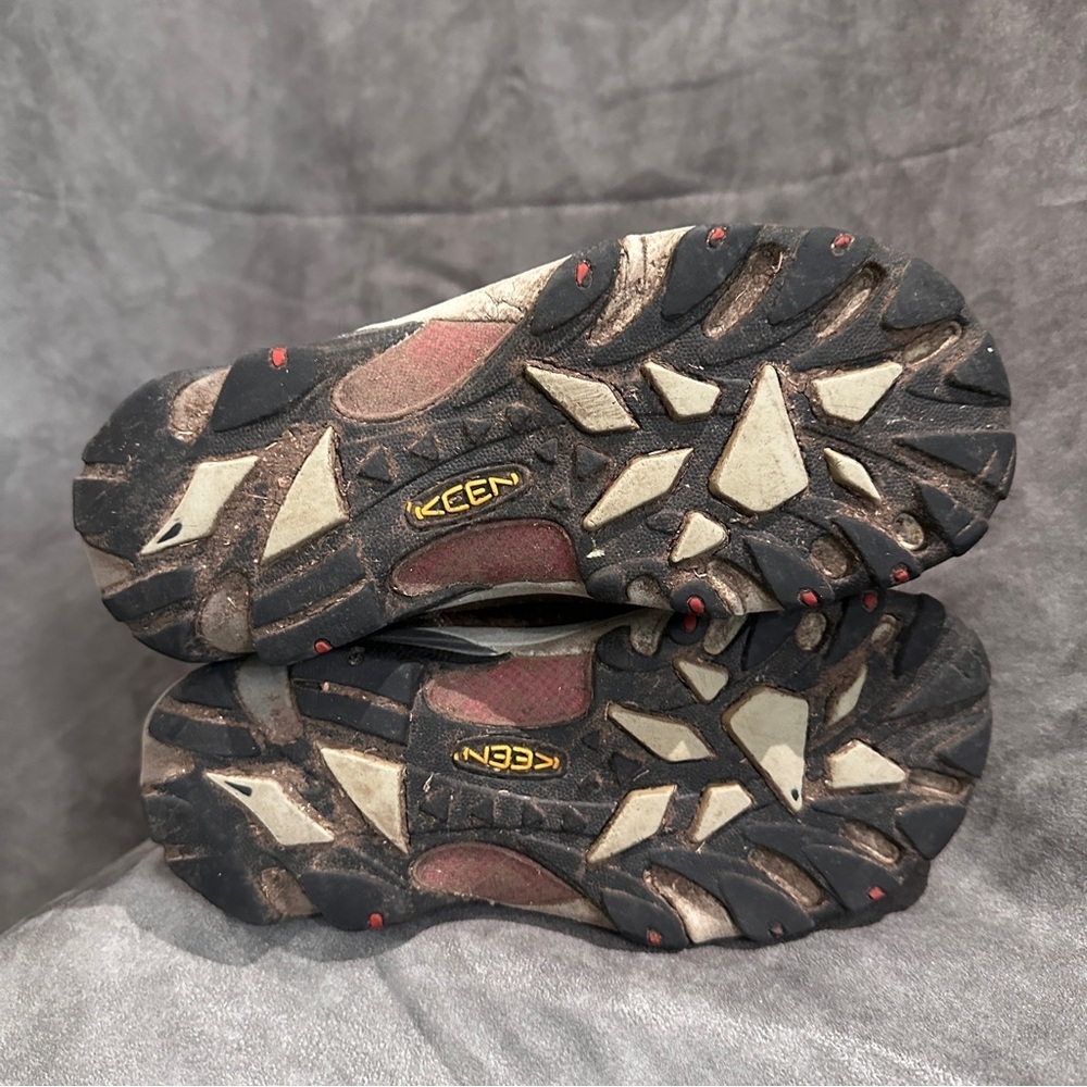 KEEN Targhee III Low Waterproof Hiking Shoes Brown Plum Gorpcore W 9.5 - Picture 9 of 12